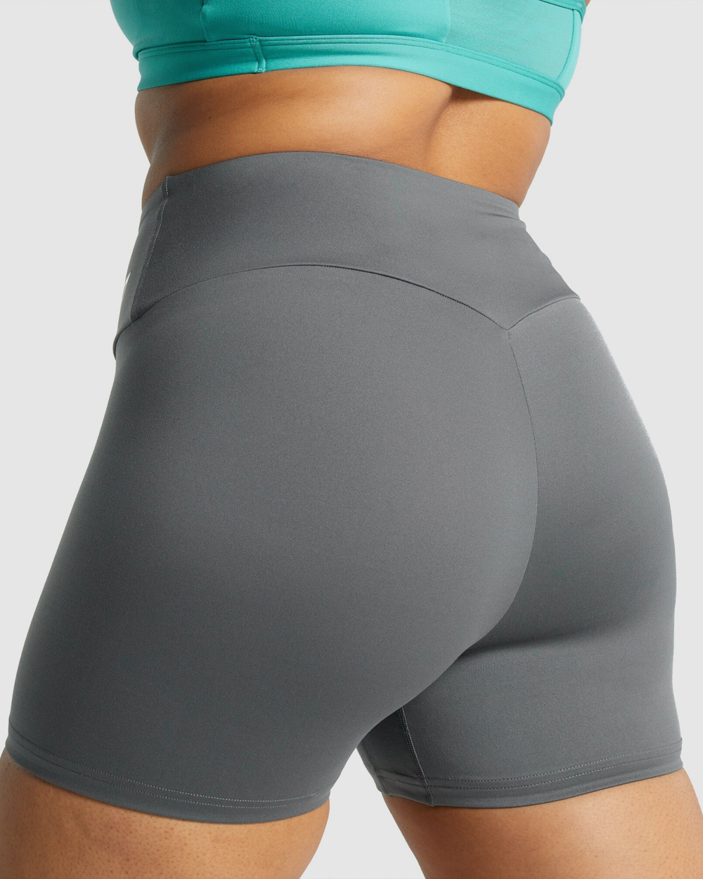 Cali training Shorts in Dark Grey