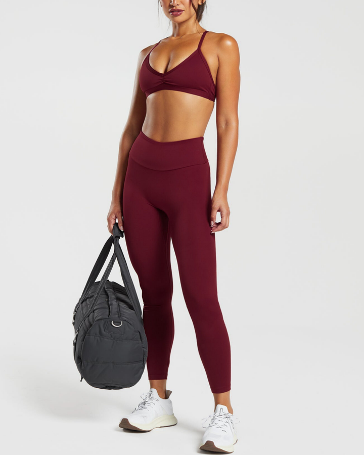 Clio Sports Bra in Maroon