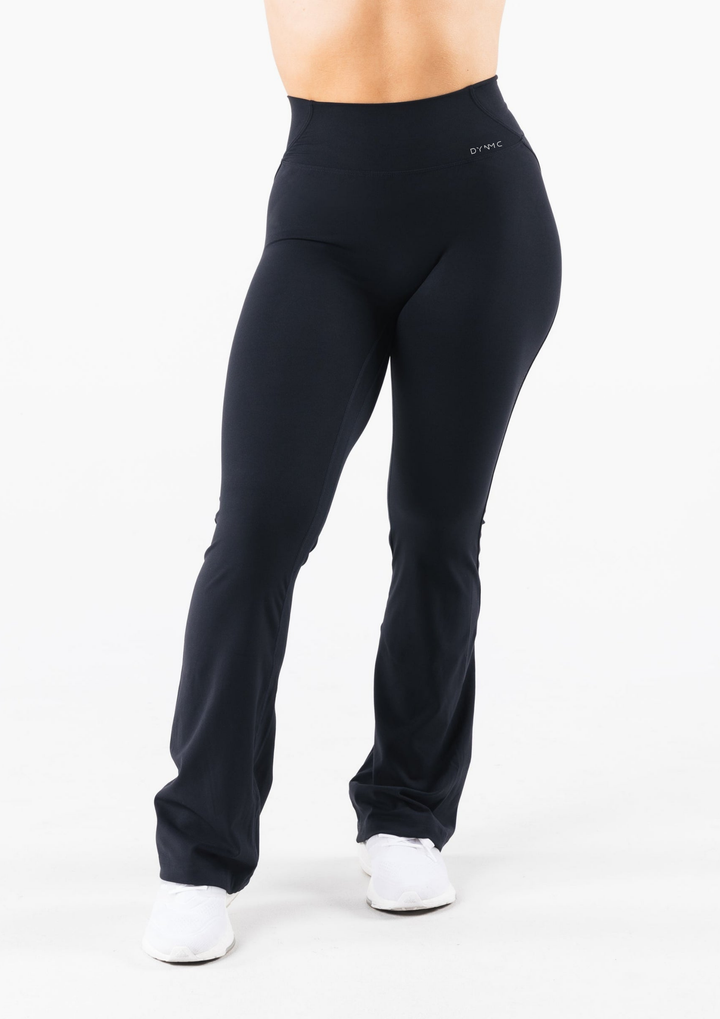 Aphrodite High waist Seamless Flared Pant in Black