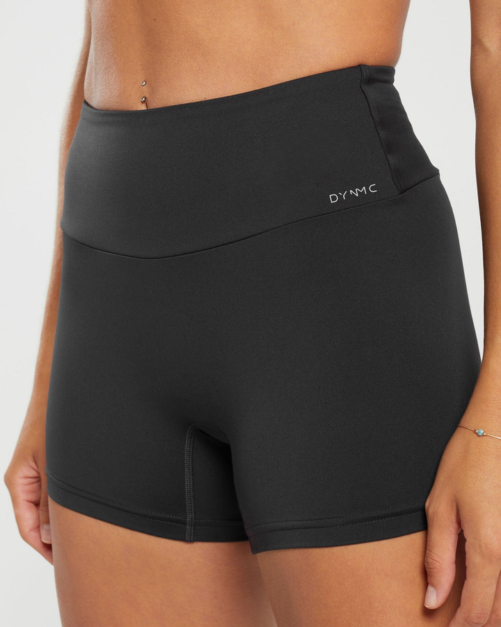 Cali training Shorts in Black